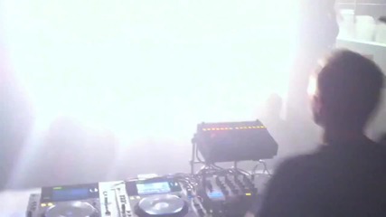 Topher Jones feat. Jess Underdown and James Bowers- Lost It All