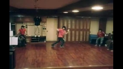So-1 dancing