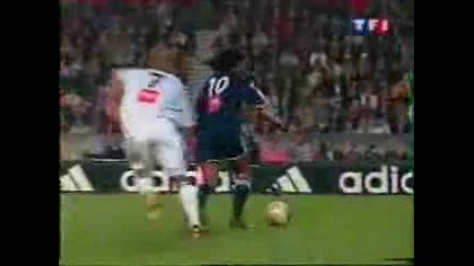 Ronaldo Vs Ronaldiniho