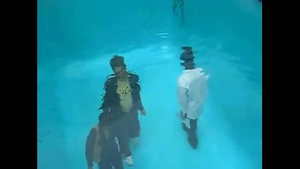Удивителен Фалшив Японски Басейн 