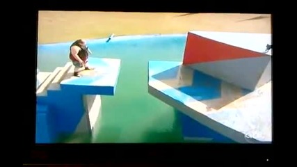 Дебела жена в Wipeout - Смях