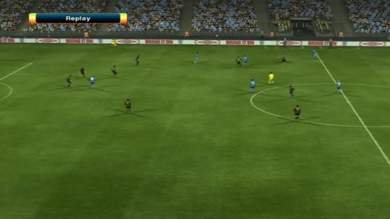 Феноменален гол срещу Барселона (pes 2012)