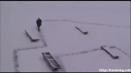 Пътечка в снега
