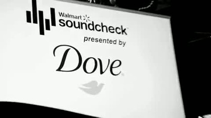 Maroon 5 - Give A Little More (walmart Soundcheck)