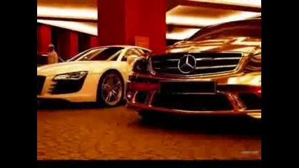Златен мерцедес C63 в Дубай 