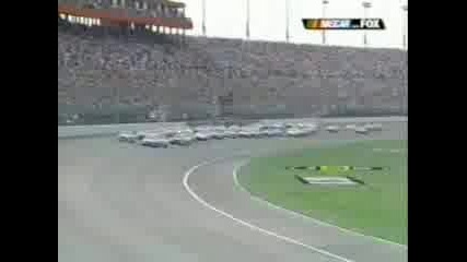 Hilary Duff - Nascar Start