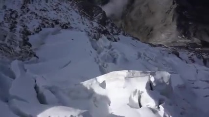 100% адреналин- Скокове с Wingsuit