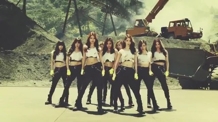 Girls' Generation ( Snsd ) - Catch Me If You Can ( Feat. Jessica ) Music Video