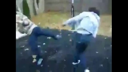 Супер уд*р - Taekwondo Vs Street Fighter..!!!!