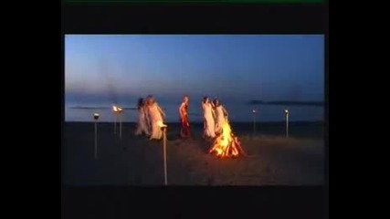 Весела- 300 нощи, 300 дни (официално Видео)
