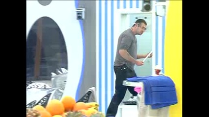 Big Brother 2012 - Игра на фунийки