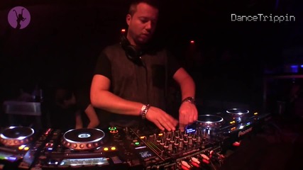 Michael Calfan - Prelude [played by Sander van Doorn]