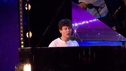 Момче разтопи журито и публиката с изпълнението си - Britain's Got Talent 2015