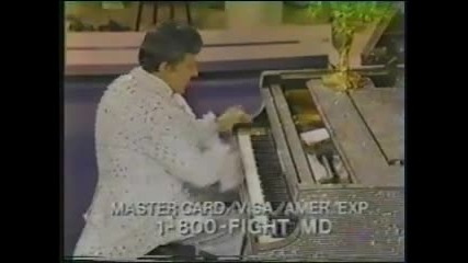 Liberace playing Gershwin 