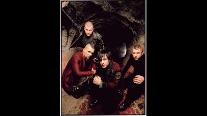 Three Days Grace - In Front Of Me