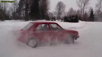 Skoda 105 Turbo в снега