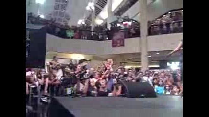 Ashley Headstrong Across America Tour Clip