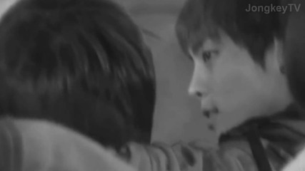 Jongkey moments 64 # Little secrets