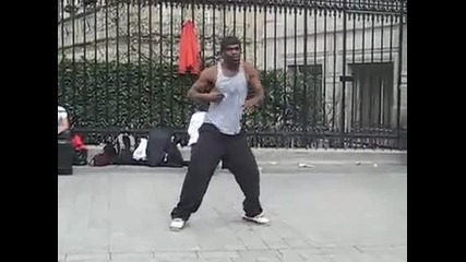 Street Dancer !!! Много добър уличен танцьор