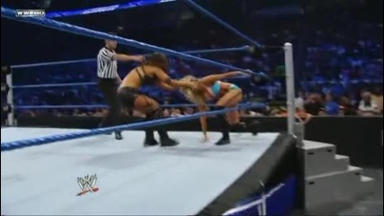 Kelly Kelly vs Layla Smackdown 18.06.2010 