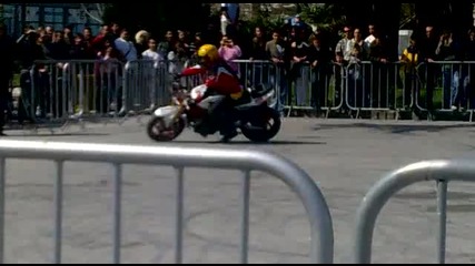 Fair Moto Show 2011 Rafal Pasierbek Целувката на моториста 2 