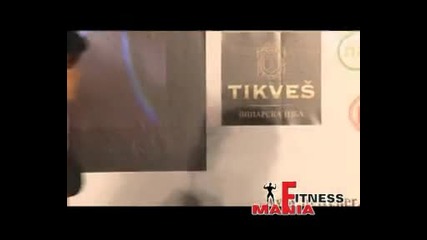 Мускулести и сексапилни мацки в мис Фитнес Мания продуцирано от Киро Скалата