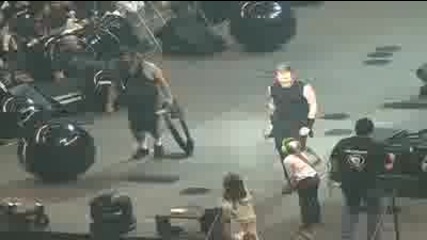 Metallica - Seek and Destroy - Live In Philadelphia (2009)