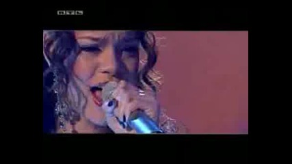 Rihanna - Unfaithful (Live In Germany)