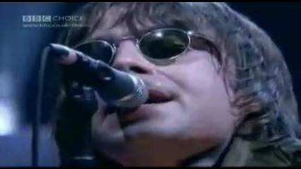Oasis - Wonderwall (live at Jools Holland 2000) 