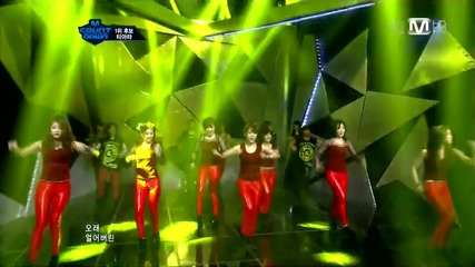 T - Ara - Lovey - Dovey ( 12-01-2012 Mnet M!countdown )