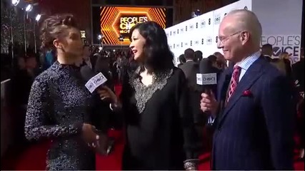 Нина Добрев на червения килим - Nina Dobrev on the Red Carpet