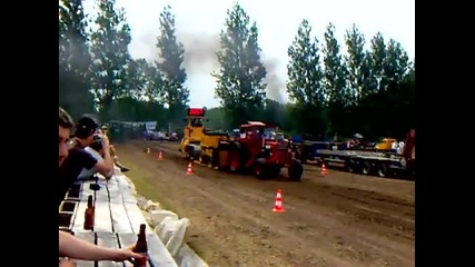 volvo bm 810 Full Pull
