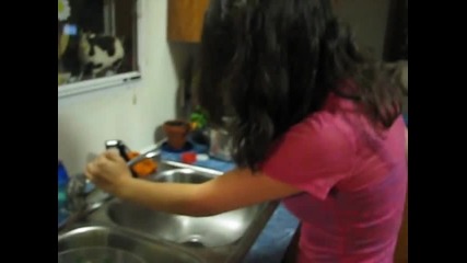 Cinnamon Challenge 2 Ashley