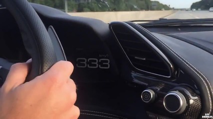 Ferrari 488 с 341 km/h по магистралата
