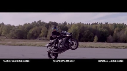 Скок над мотоциклети движещи се със 110км/ч