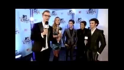 Jonas Brothers on the red carpet on Emas Berlin 2009