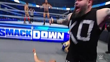 The explosive action of SmackDown’s Six-Man Tag Team main event spreads outside the ring