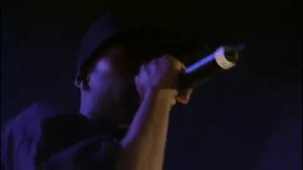 Snoop Dogg - Drop It Like Its Hot (control Room) 