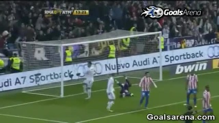 Sergio Ramos Goal Real Madrid 3 - 1 Atletico 13 - 01 - 2011 