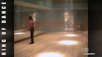 Michael Jackson в игралното си студио в Neverland
