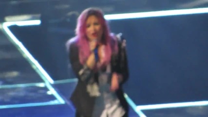 Demi Lovato -let It Go (neon Lights Tour - Anaheim, Ca) 13/02/14