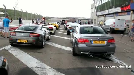 Bmw M3 Gts - Loud accelerations and downshifts