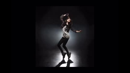 Selena Gomez And The Scene - Kiss And Tell