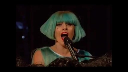 Много силно представяне! Lady Gaga - Hair
