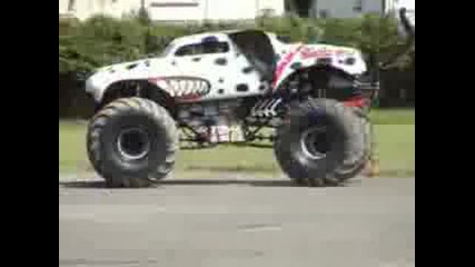 Monster Jam Monster Mutt