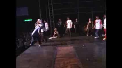Breakdance - Chute - Scene