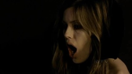The Vampire Diaries Season1 Episode7 - Haunted - Vicky bites Elena 