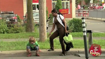 А,къде изчезна-скрита камера