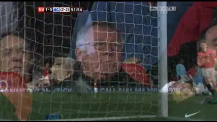 27.01.2010 Манчестър Юнайтед 3 - 1 Манчестър Сити гол на Пол Скоулс 