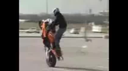 Sports_bike_stunt